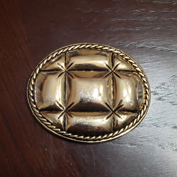 None Accessories - Vintage Belt Buckle